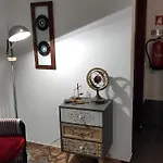 Casa 40th-music Wood House 4*