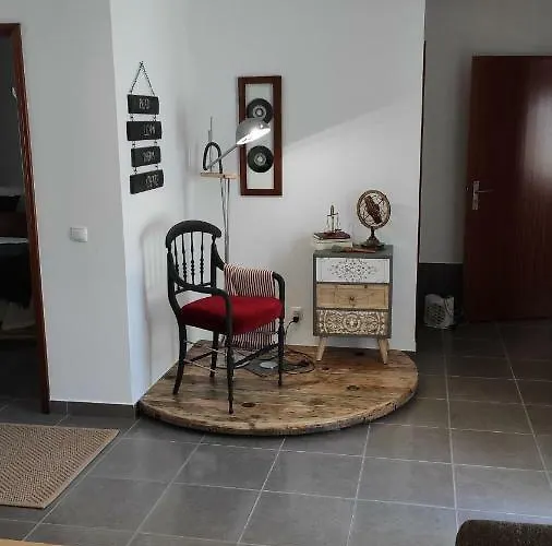 بيت ضيافة Casa 40th-music Wood House 4*