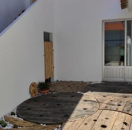 بيت ضيافة Casa 40th-music Wood House 4*